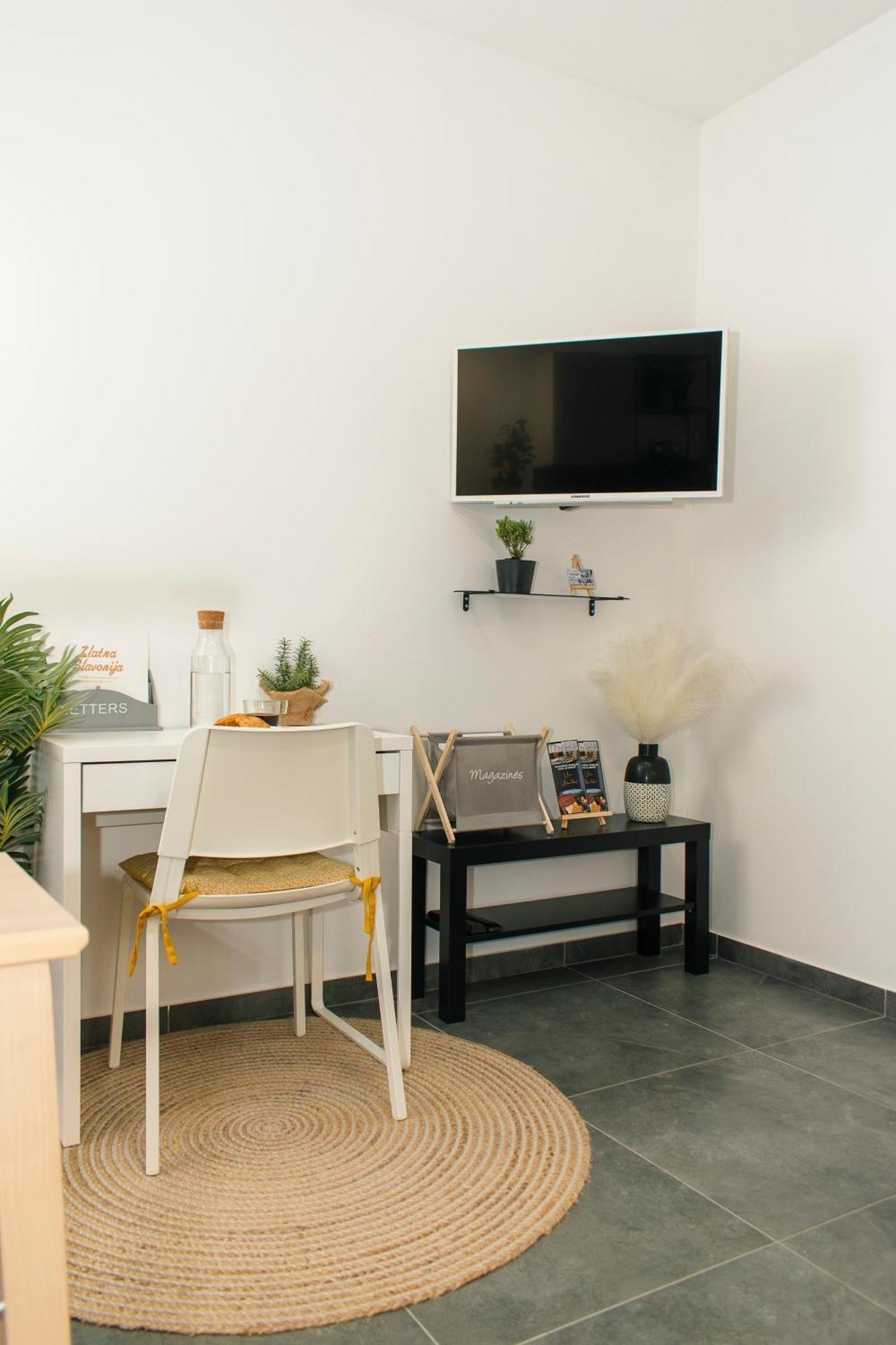 Goodlife Studio Apartment Pozega Exterior foto
