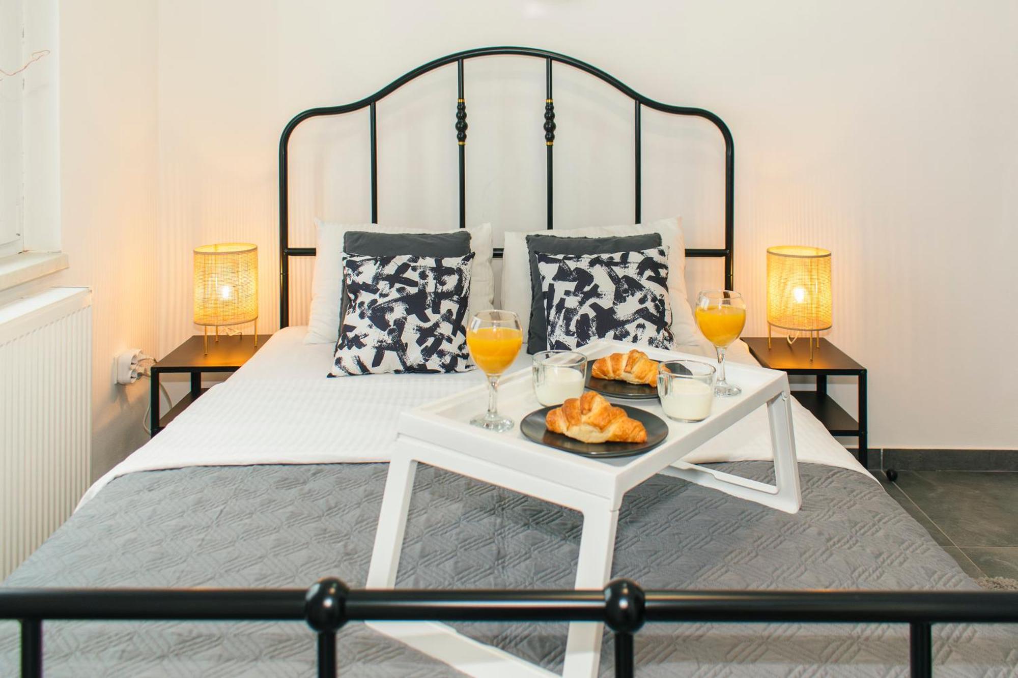 Goodlife Studio Apartment Pozega Exterior foto