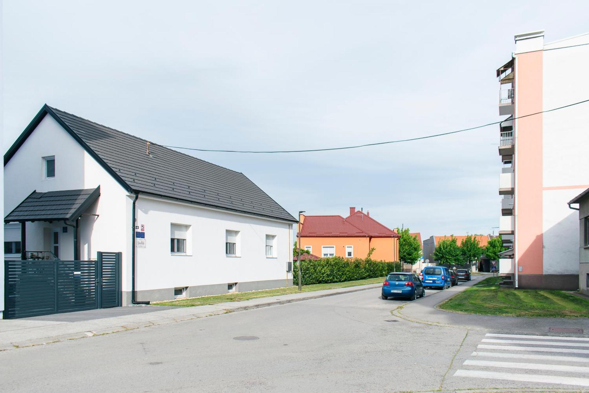 Goodlife Studio Apartment Pozega Exterior foto